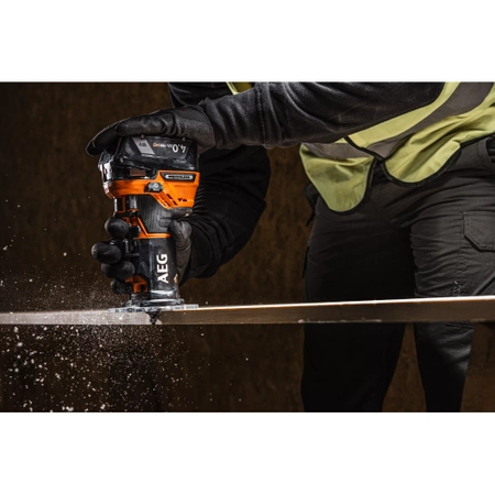 Frezarka AEG 18 V BOF18BL2