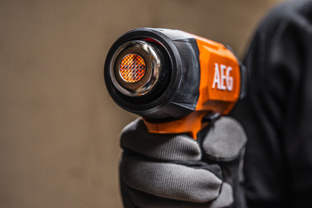 Opalarka PowerTools 18V AEG BHG18-0 